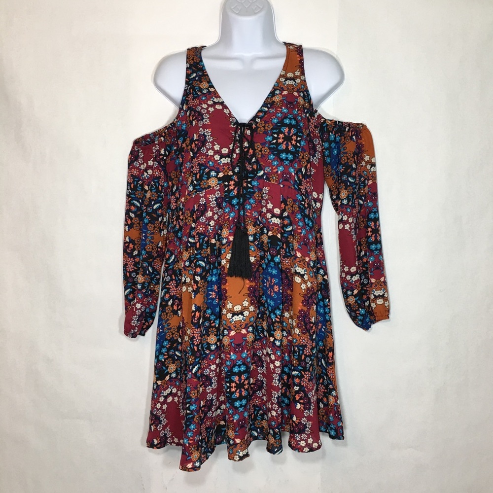 Romeo & Juliet Floral Cold Shoulder Mini Dress